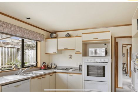 Photo of property in 8 Scorian Close, Karori, Wellington, 6012