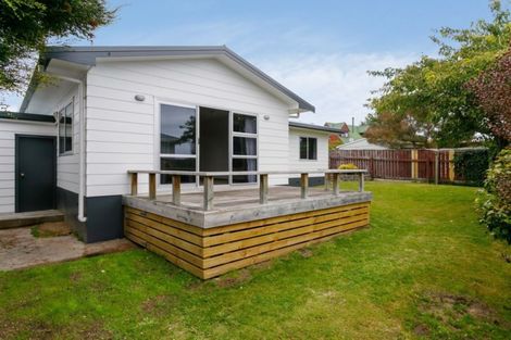 Photo of property in 2/35 Otupai Street, Two Mile Bay, Taupo, 3330