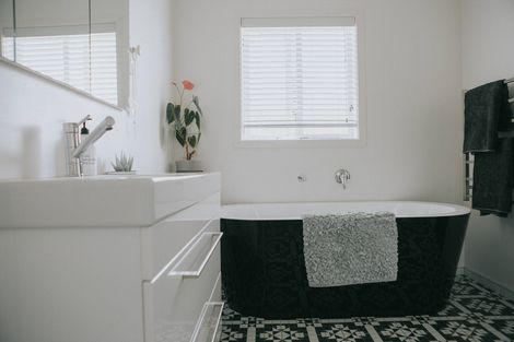 Photo of property in 1/2 Fraser Street, Te Awamutu, 3800