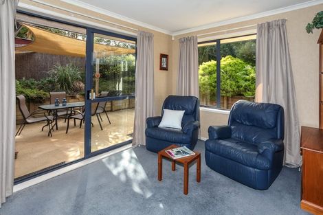 Photo of property in 98 Reynolds Road, Pukekohe, 2120