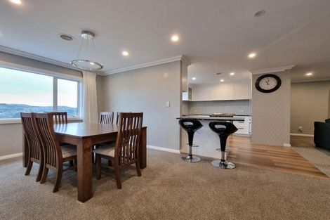 Photo of property in 25 Sandybrow, Churton Park, Wellington, 6037