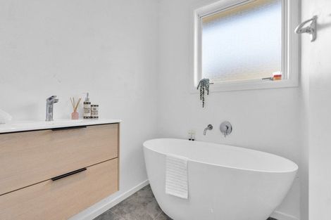Photo of property in 41 Rowan Avenue, Aranui, Christchurch, 8061