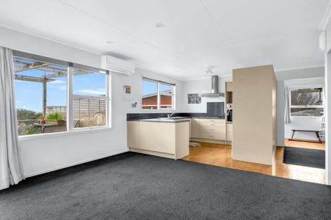 Photo of property in 9 Norfolk Road, Stanmore Bay, Whangaparaoa, 0932