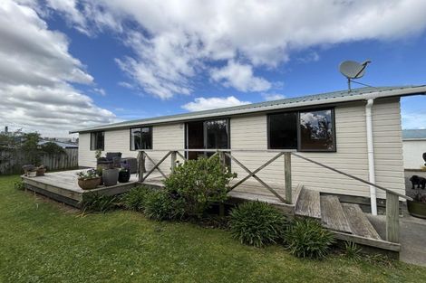 Photo of property in 70 Totara Street, Tawhero, Wanganui, 4501