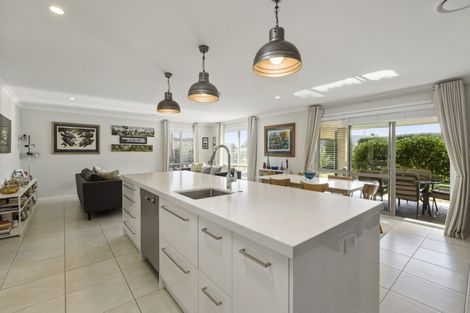 Photo of property in 18 Gladys Place, Levin, 5510