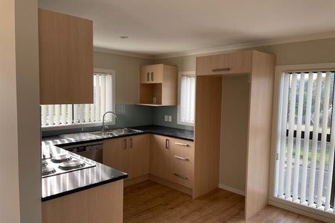 Photo of property in 3 Edwards Avenue, Henderson, Auckland, 0610