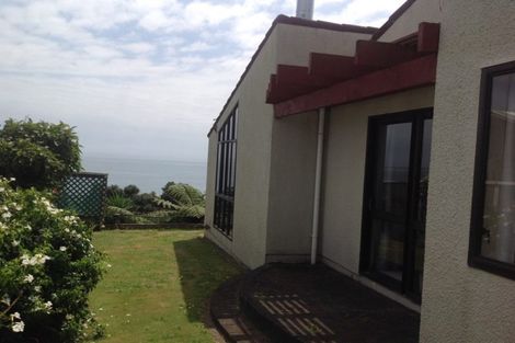 Photo of property in 25 Motukari Place, Onaero, Waitara, 4383