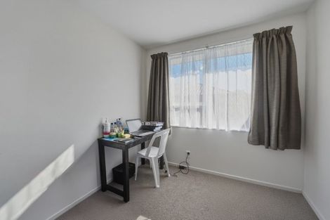 Photo of property in 2/202 Sawyers Arms Road, Bishopdale, Christchurch, 8053