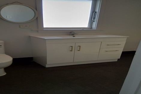 Photo of property in 38 Pembroke Street, Avondale, Christchurch, 8061