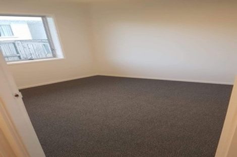 Photo of property in 2/47 Moire Road, Massey, Auckland, 0614