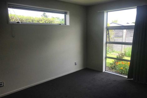 Photo of property in 55 Lyndon Street, Riccarton, Christchurch, 8041