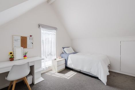 Photo of property in 10 Ensign Place, Flagstaff, Hamilton, 3210