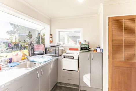 Photo of property in 13 Arnold Street, Onekawa, Napier, 4110