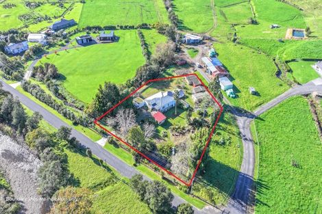 Photo of property in 102 Puriri Valley Road, Puriri, Thames, 3578