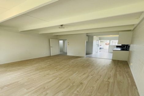 Photo of property in 7/5 Keeling Road, Henderson, Auckland, 0612