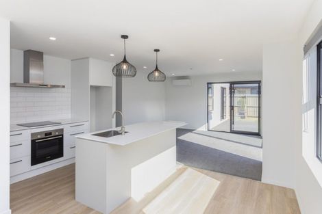 Photo of property in 5 Rita Angus Road, Belfast, 8051