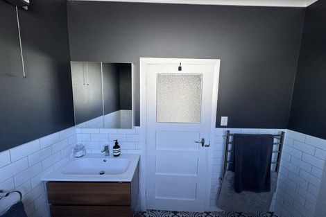 Photo of property in 10 Purser Grove, Fairfield, Lower Hutt, 5011