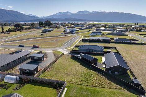 Photo of property in 10 Te Kuaha Crescent, Te Anau, 9600