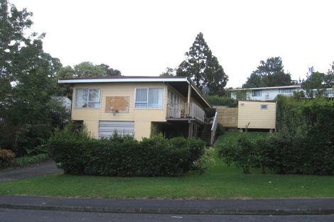 Photo of property in 4 Glenbervie Crescent, Massey, Auckland, 0614