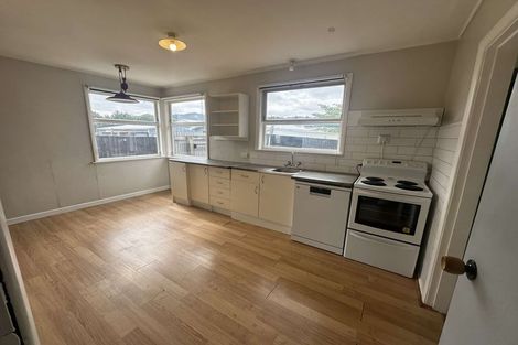 Photo of property in 52 Makarini Street, Paraparaumu, 5032