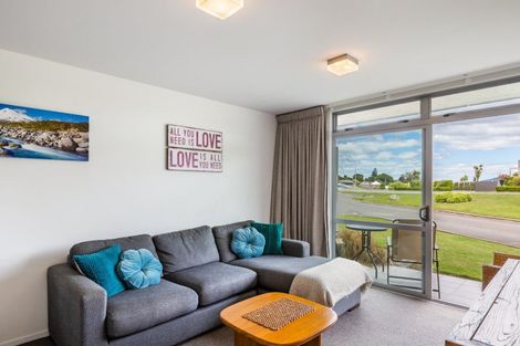 Photo of property in 1-25/300 Lake Terrace, Two Mile Bay, Taupo, 3330