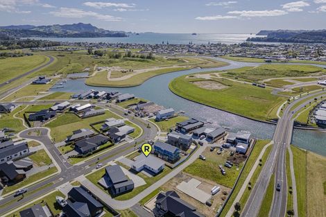 Photo of property in 8 Ngaroma Crescent, Whitianga, 3510