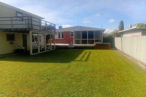 Photo of property in 9 Ilford Place, Awapuni, Palmerston North, 4412