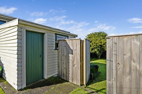 Photo of property in 9a Chilman Street, Strandon, New Plymouth, 4312