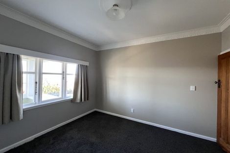 Photo of property in 168 The Ridgeway, Mornington, Wellington, 6021