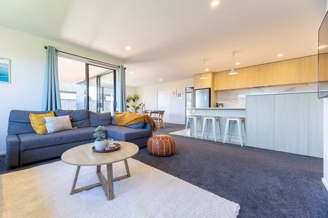 Photo of property in 12 Teiaroa Street, Waikanae, 5036