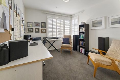 Photo of property in 6 Istana Place, Britannia Heights, Nelson, 7010