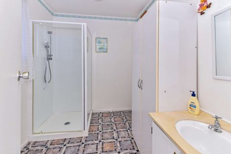 Photo of property in 14 Le Havre Place, Takanini, 2112