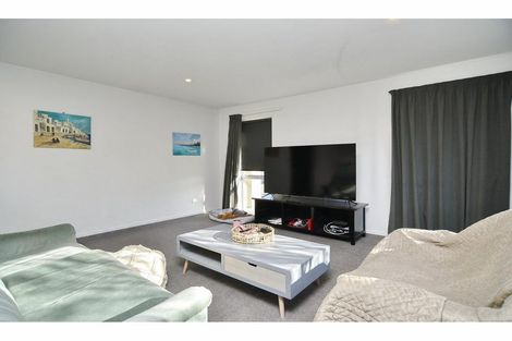 Photo of property in 10 Peak Crescent, Kaiapoi, 7630