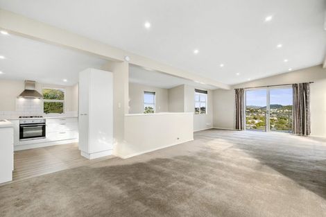 Photo of property in 7a Shortland Street, Khandallah, Wellington, 6035