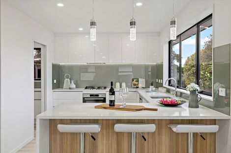 Photo of property in 11 Tawapou Close, Massey, 0614