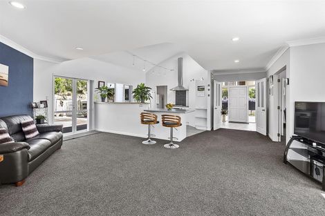 Photo of property in 23 The Masthead, Whitby, Porirua, 5024