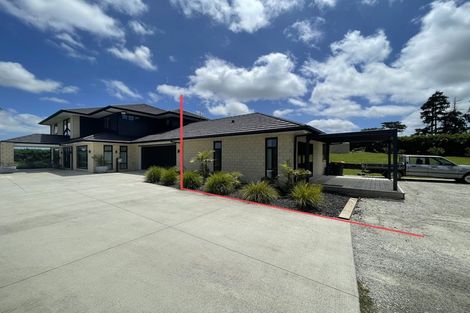 Photo of property in 45 Nixon Road, Taupaki, 0782