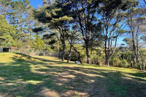 Photo of property in 225 Zanders Road, Helensville, 0882
