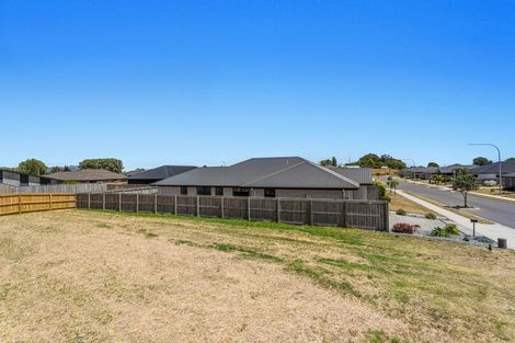 Photo of property in 6 Takahe Close, Coastlands, Whakatane, 3120