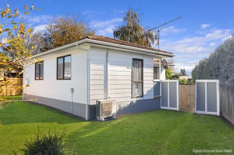 Photo of property in 53 Gilbass Avenue, Hamilton Lake, Hamilton, 3204