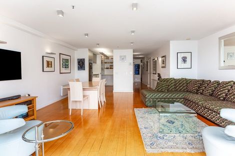 Photo of property in Aqua, 13/74 Oriental Parade, Oriental Bay, Wellington, 6011