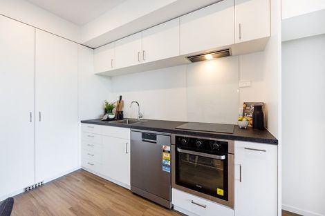 Photo of property in 2/283 Brougham Street, Sydenham, Christchurch, 8023