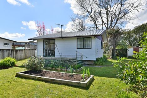 Photo of property in 2/7 Bunnythorpe Road, Papakura, 2110