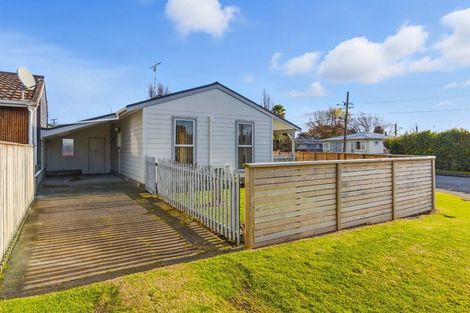 Photo of property in 6a Buckley Grove, Paraparaumu, 5032