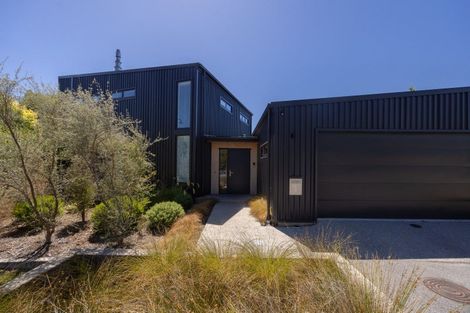 Photo of property in 1 Kamahi Street, Wanaka, 9305