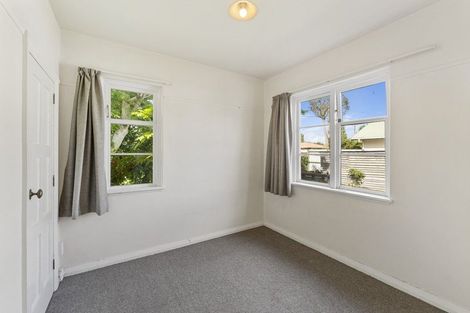 Photo of property in 118 Radley Street, Woolston, Christchurch, 8023