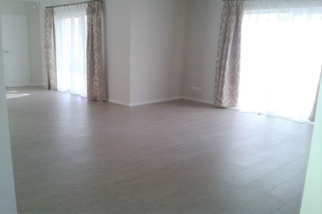 Photo of property in 17a Richard Avenue, Bucklands Beach, Auckland, 2014