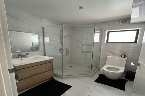 Photo of property in 60a Fitzwater Place, Henderson, Auckland, 0612