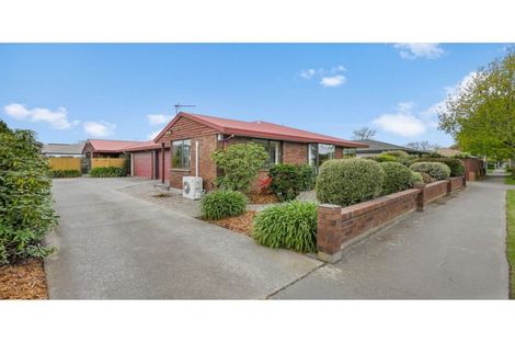 Photo of property in 228 Yaldhurst Road, Avonhead, Christchurch, 8042