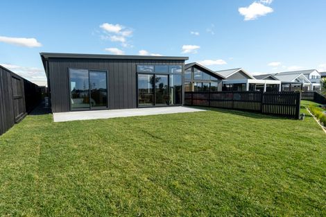 Photo of property in 43 Hinaki Street, Poike, Tauranga, 3112